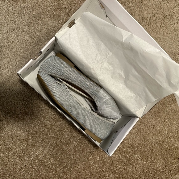 Silver Sparkling Flats - Picture 3 of 3